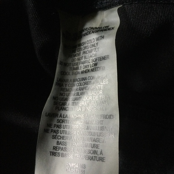 🆕 CK Camo Capri Leggings 🖤🧘🏼♂️👟 - Picture 8 of 13